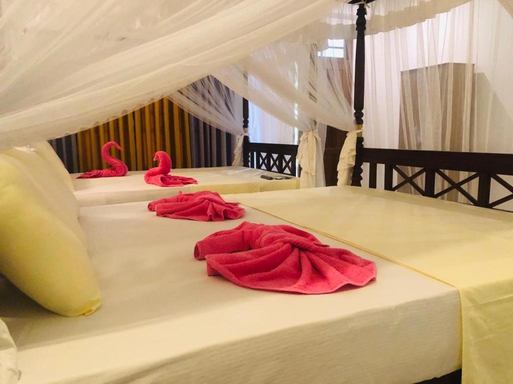 Coral Palm Villa And Apartment Unawatuna Room photo
