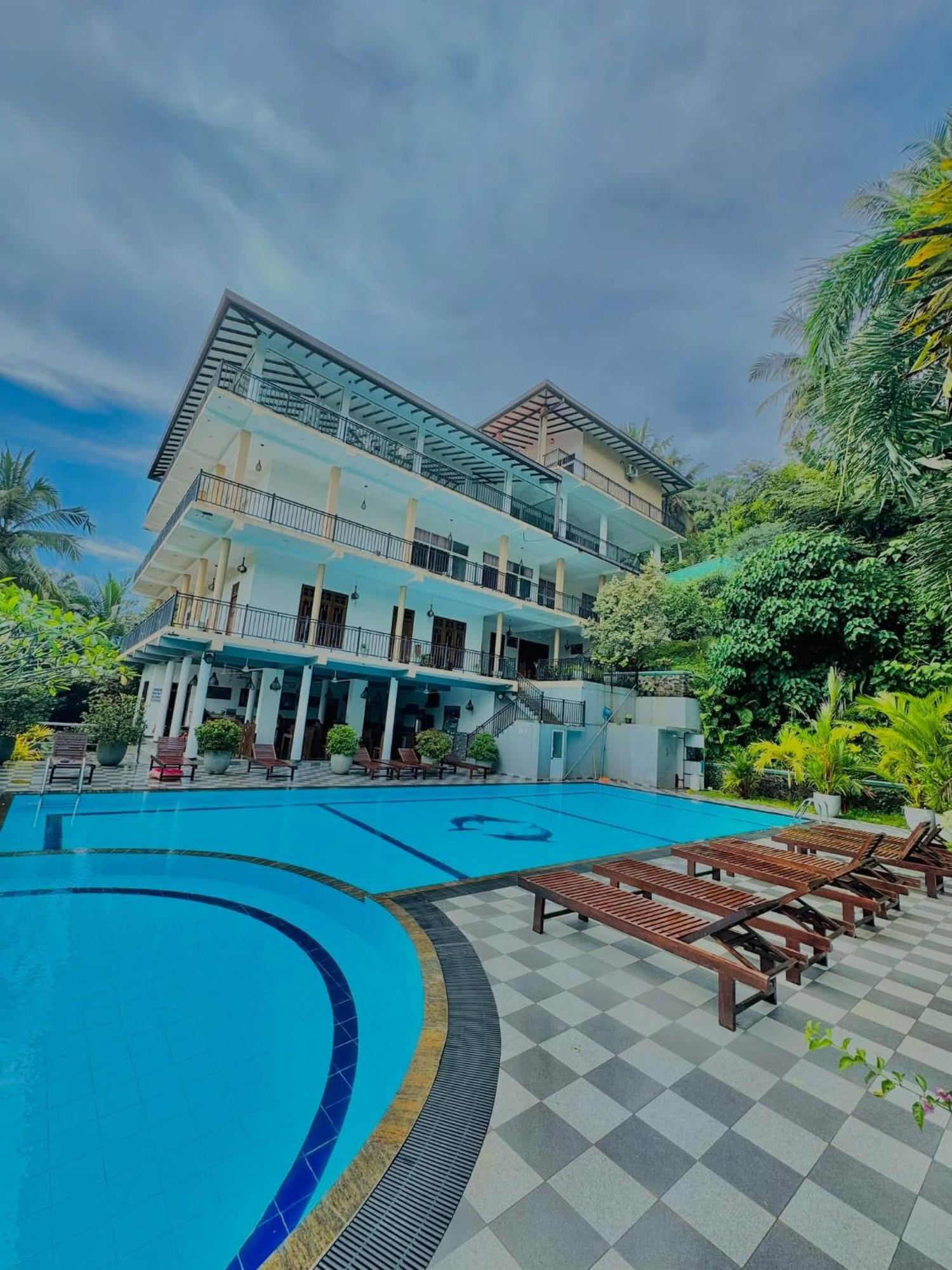 Coral Palm Villa And Apartment Unawatuna Exterior photo