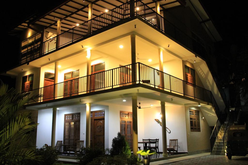 Coral Palm Villa And Apartment Unawatuna Exterior photo