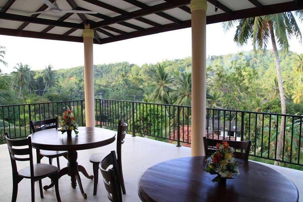Coral Palm Villa And Apartment Unawatuna Exterior photo